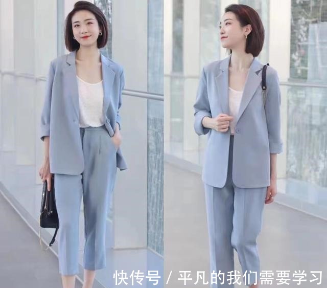 职场 这才是教科书级别的“通勤”穿搭，初秋职场Look，高级又体面！