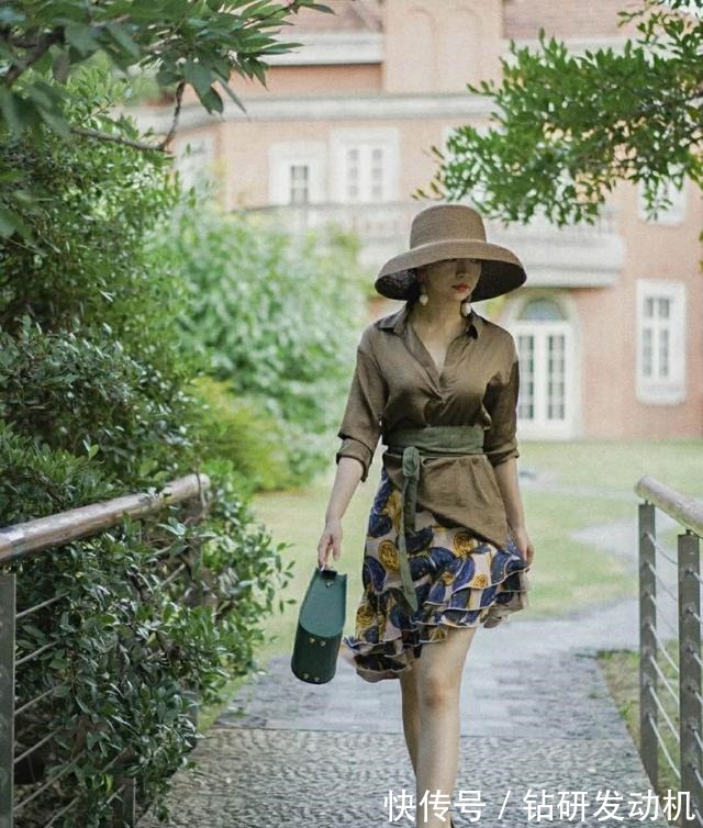 三木博主 三木把优衣库穿得太高级了衬衫+半身裙，T恤+阔腿裤，超优雅！