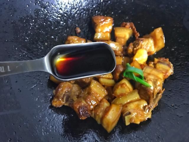 老姜|红烧肉的家常做法，肥而不腻，入口即化，比饭店的好吃，值得收藏