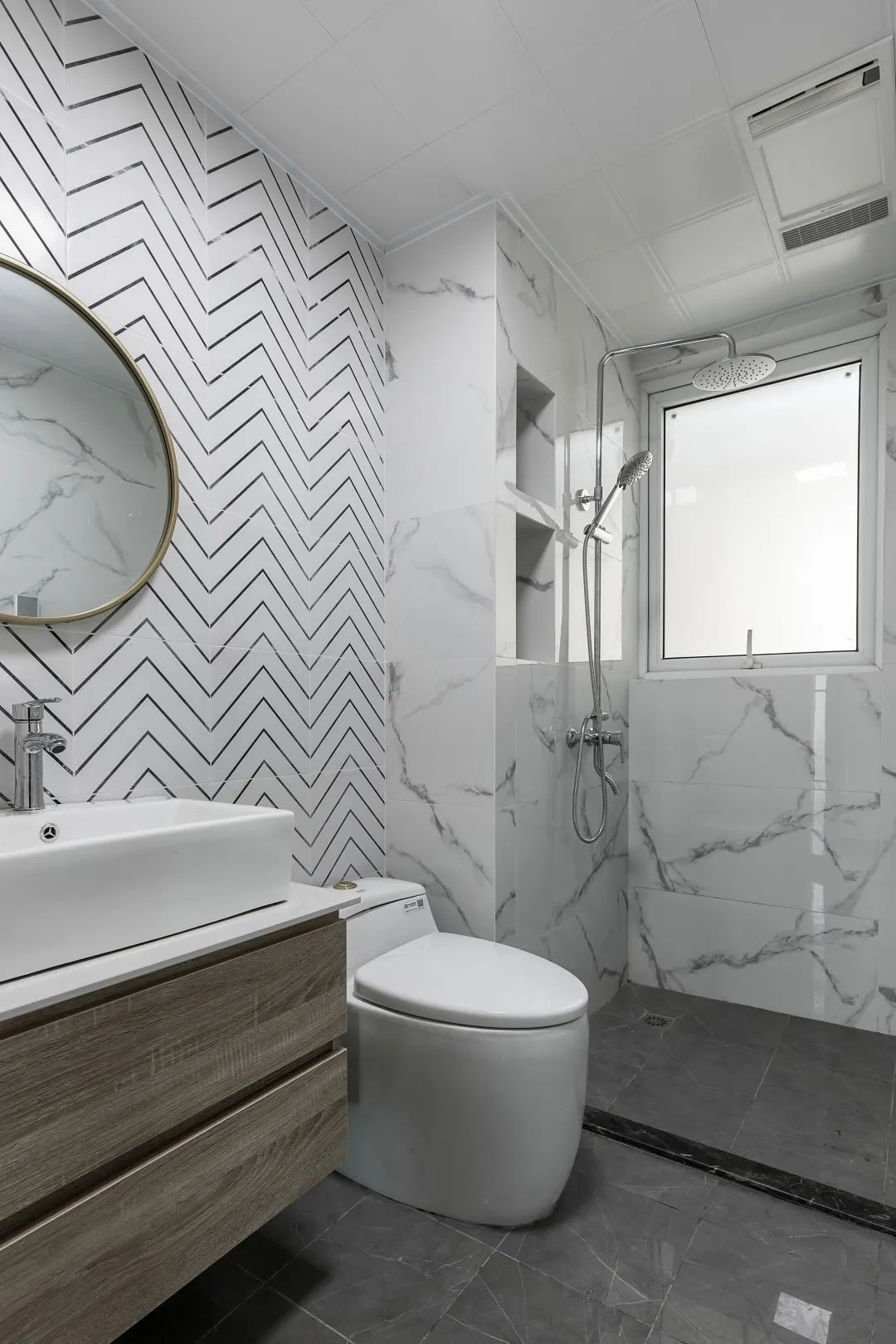 展示架|88㎡现代简约，实用与简朴，最平凡的艺术，来自生活