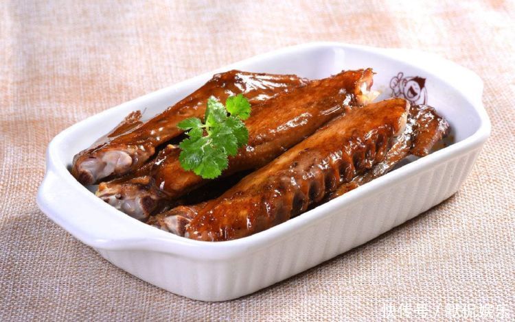 好吃|鸭翅6种最好吃的家庭做法,简单美味又解馋,看看你爱吃哪种?