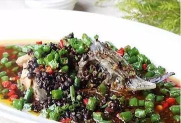 鲟鱼|美食推荐：金橘狗肉煲、甘蓝拌青椒丝、豉椒鲟鱼制作方法