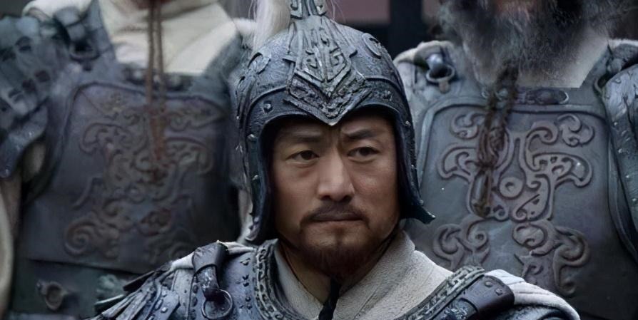 不战而降|龙且对项羽来说有多重要为何他被韩信部将杀死后，项羽会害怕