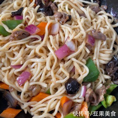 美味|美味的炒面条这样做最好吃，你之前做对了吗？