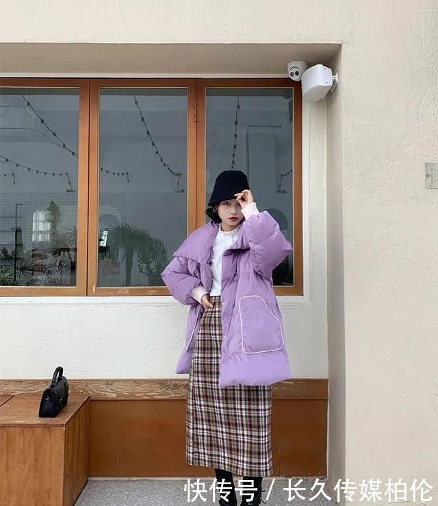 冬天|大衣+半身裙,羽绒服+半身裙,冬天这么穿气质又显瘦