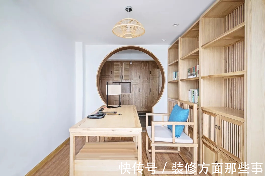 四居室|135平中式四居室,悬浮式极简的电视背景墙很时尚