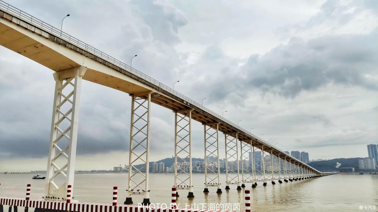 近距离|近距离全景赏世纪工程港珠澳大桥的壮美身姿，绝对超高性价比！