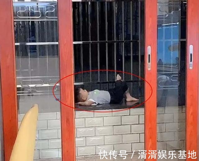 你的样子|姐姐上学后,无聊弟弟“花式”想姐姐,妈妈忘记她怎么揍你了