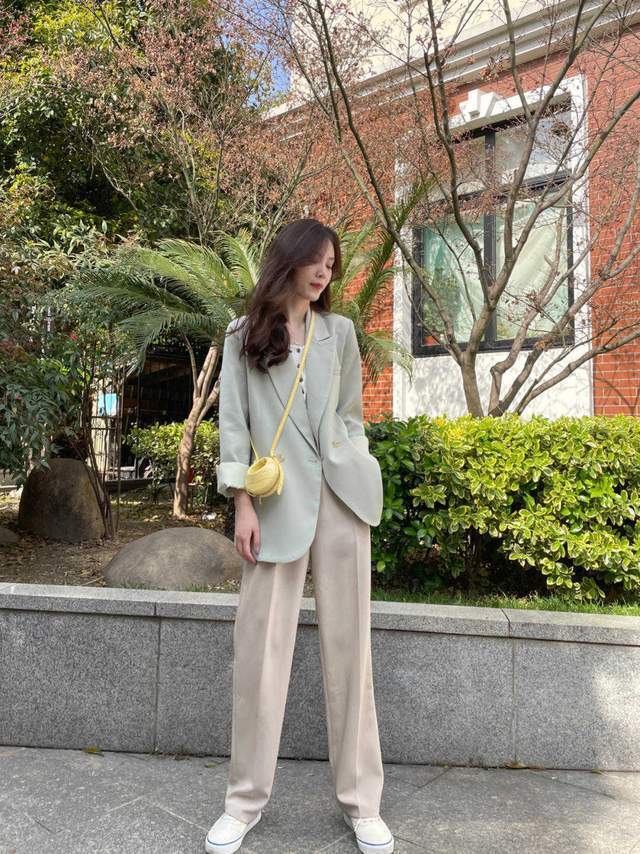 搭配|“初秋”最流行的这几款裤子,不光很好搭配,还能提升气质感