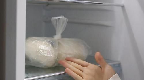 冰箱|冷冻的馒头能吃吗？保存3天就会产生黄曲霉素？文章告诉你答案