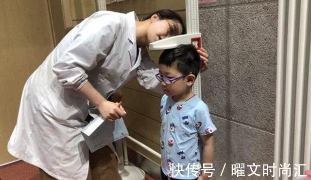 喝牛奶|小男孩坚持喝牛奶2年,身高只有110cm,医生:喝奶的时间点不对