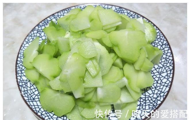 鸡蛋|被称为洋瓜,孩子第一次吃,不到3块钱一斤,秋天应该多吃点