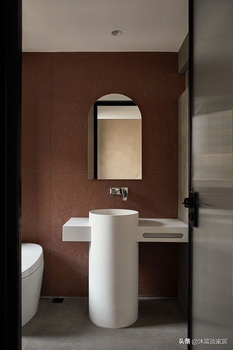 家居|初看,他家真是“家徒四壁”,细品,真的是很有味道,越看越喜欢