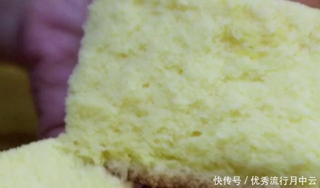 面粉|教你自己在家做蛋糕,无需烤箱和打蛋器,香甜松软,入口即化