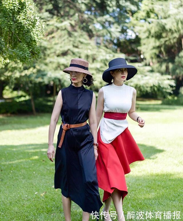 三木 女人过了50岁尽量不要穿T恤配阔腿裤,学三木妈妈这样穿,真优雅