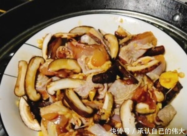 秋冬进补多吃这道菜,上锅一蒸,鲜嫩美味营养多,嫩滑入味不上火