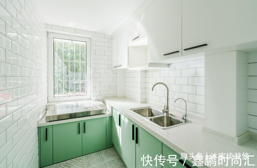 榻榻米|50㎡的婚房,虽然是小了点,但到处清新大方,藏不住的甜蜜与幸福