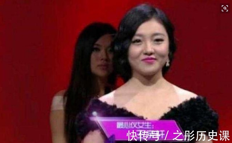 遇见|王宇轩在《非诚勿扰》混了五年,遇见无数优秀男人亮灯却不牵手!