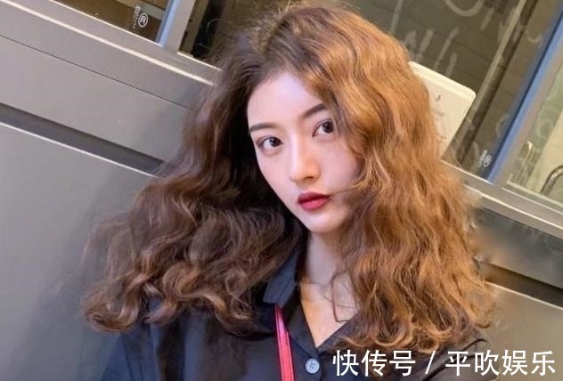 洋气 为啥别人烫发都很洋气?肯能是你选错了,这3个自带土气的发型!