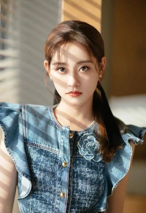 马尾辫|若你才四十岁,这些“老阿姨发型”建议别留,显老难看还特土