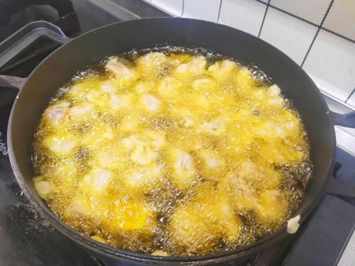 土豆淀粉|家常肉段茄子,怎样做最好吃?掌握窍门一次就成功,香喷喷有食欲