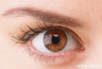 眼睛跟你相似?测你这辈子生男孩还是女孩?