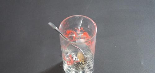 早上起床后口苦口臭？教你一招，让你轻松告别口苦口臭，效果很棒