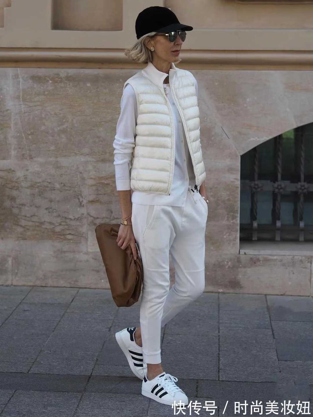 女性们 可以从30岁穿到60岁的搭配,简洁高级又洋气,照穿气质爆棚
