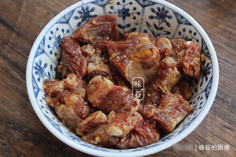 营养|天冷了，小米别只会熬粥，蒸一蒸软糯鲜香，营养全面，老少都爱吃