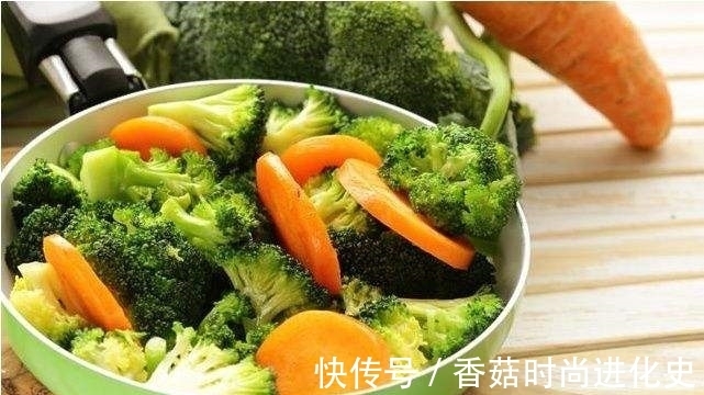 检查|高血压若有三大表现,或是脑出血的暗示,最好去医院检查下