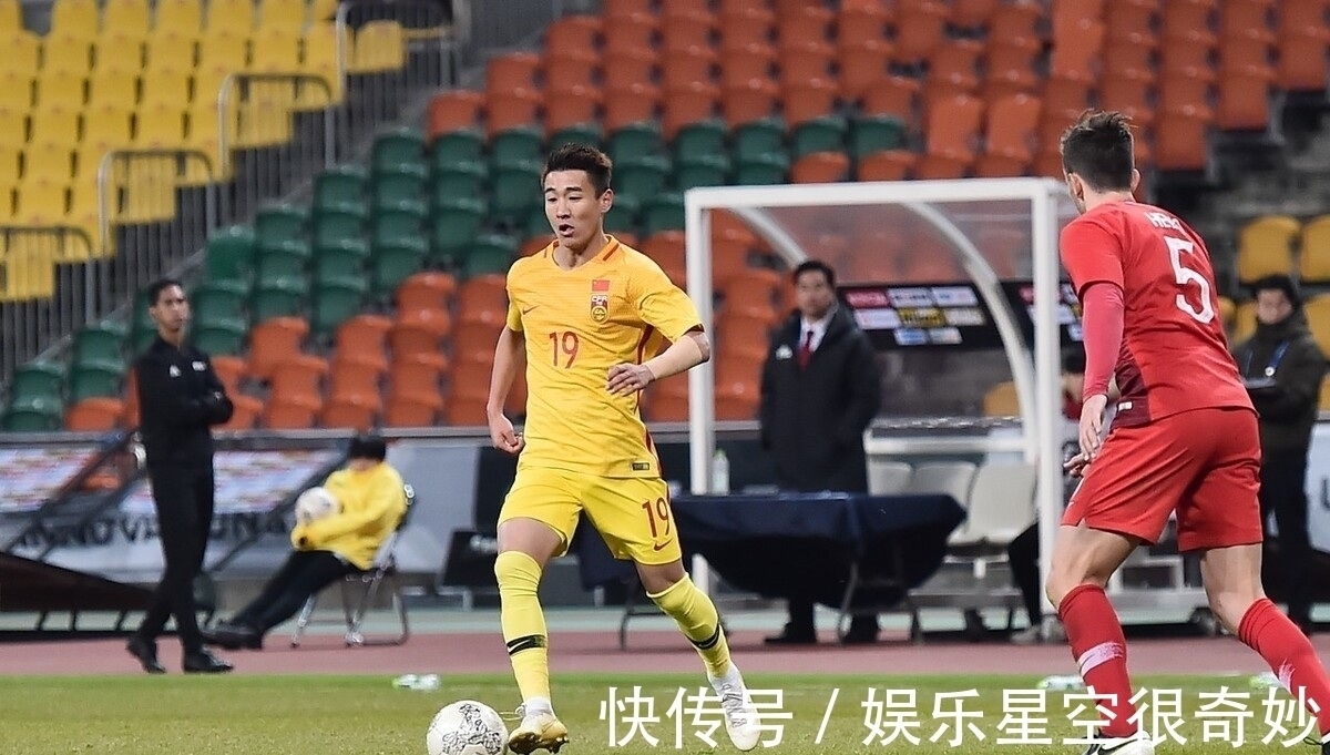 国家足联|26岁“国足C罗”出炉!国际足联称赞,称号超越武磊,12强赛利器