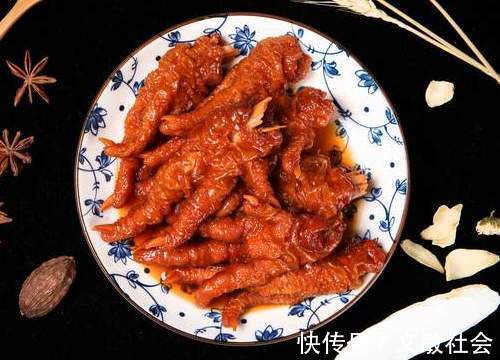 爪子|做虎皮鸡爪,如何才能起虎皮?大厨教你一招,皮酥肉香,Q弹软糯