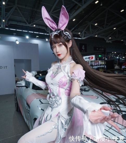 小舞|露兒大魔王COS的小舞来了,大方秀美腿,形象比动漫还好看