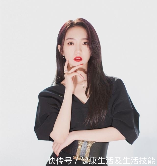 脸上有这3个特征的女生不要留“刘海”,不然太显老,信我准没错