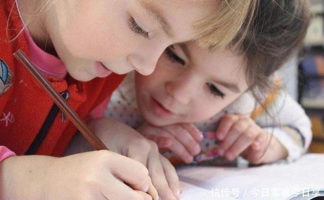 溜须拍马|这3种孩子大多是“假聪明”,长大后多半没出息,家长还沾沾自喜