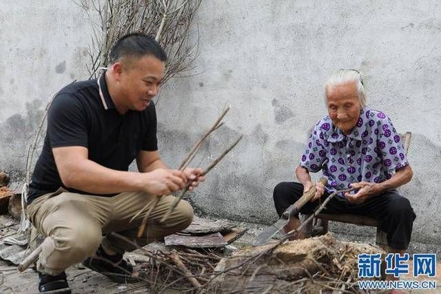 吴细姬|儿孙“花式宠爱”，百岁奶奶成网红