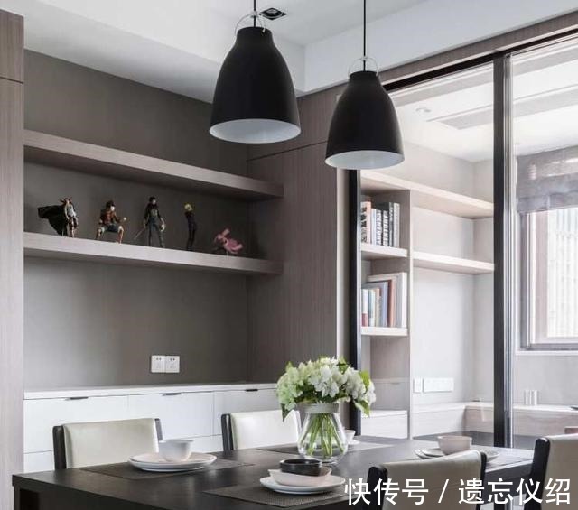 住宅|台式简约的四室住宅，巧用黑白灰三色，让生活节奏慢下来！