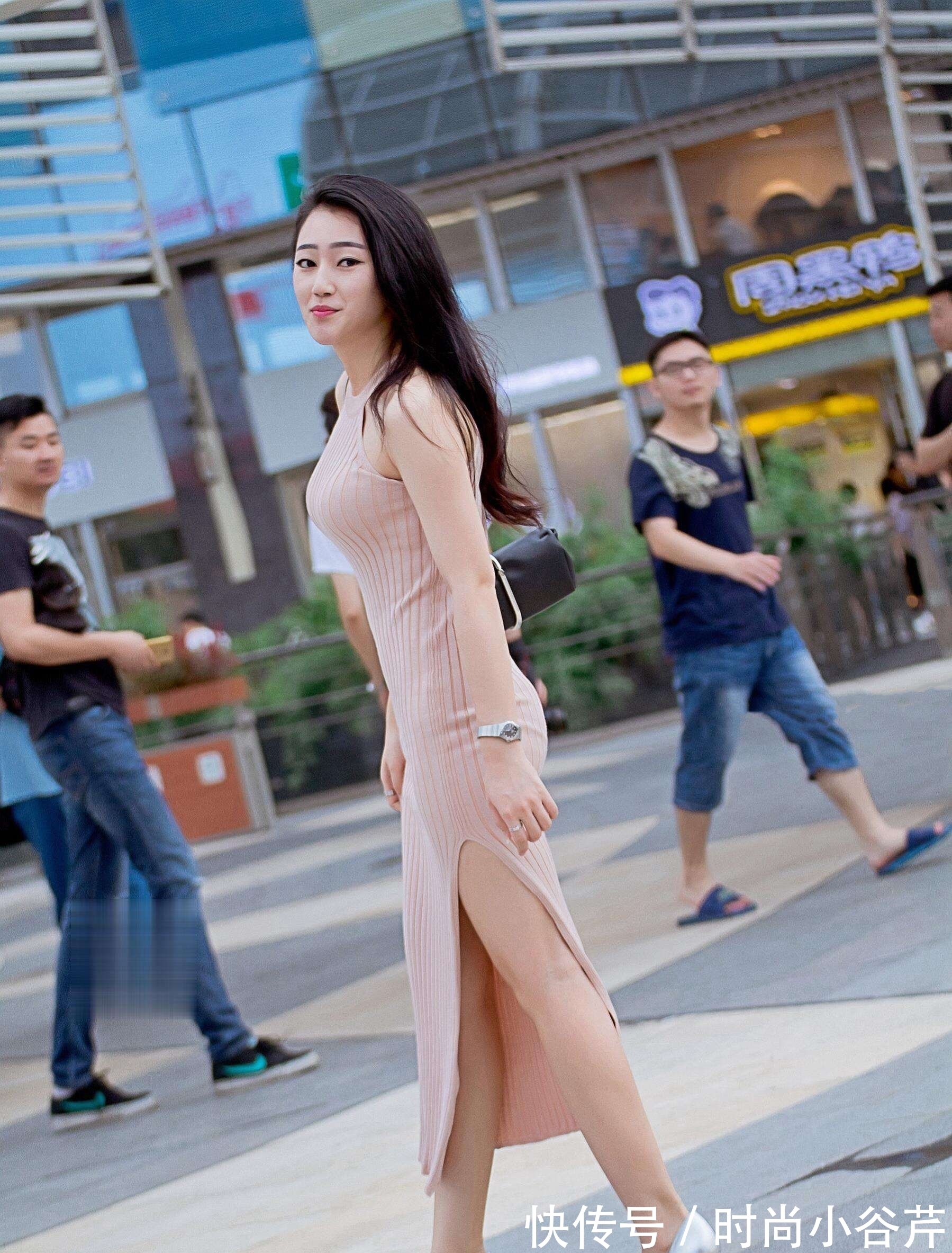 目光|美女“心机”用得好,男生目光少不了!