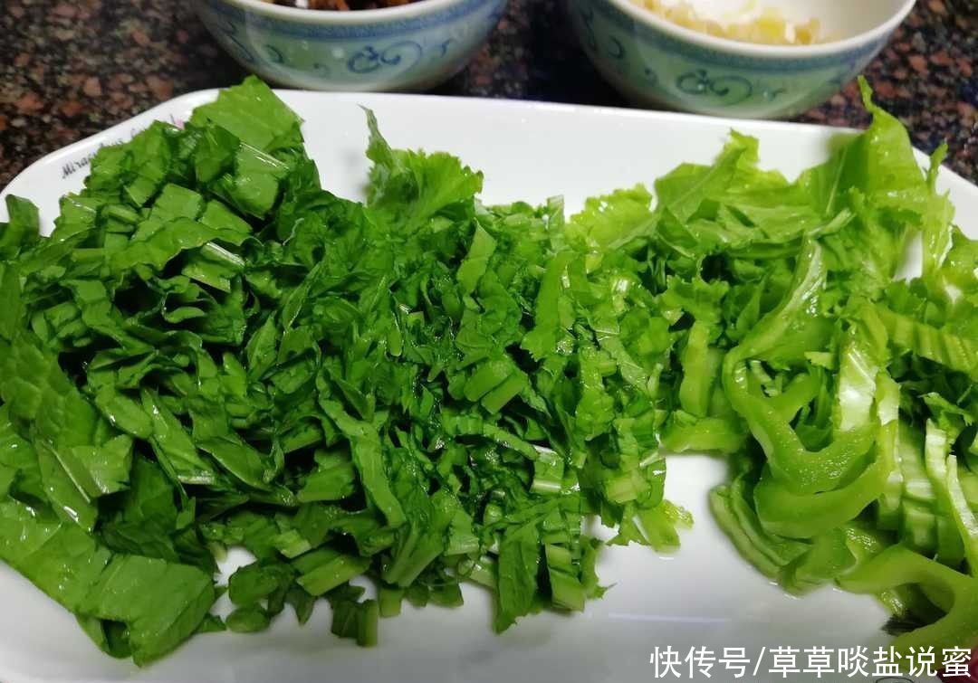  好吃|越是寒冷，芥菜越好吃，芥菜炒饭，冬季应时美味