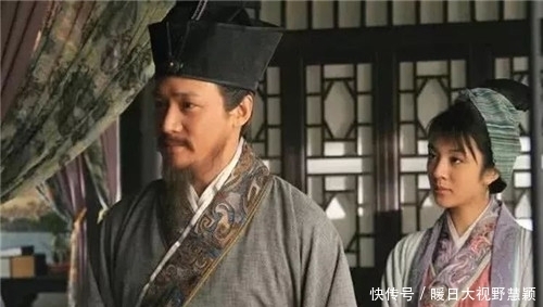 宋朝有一首奇诗,男人要顺着读,女人却要倒着读,流传至今