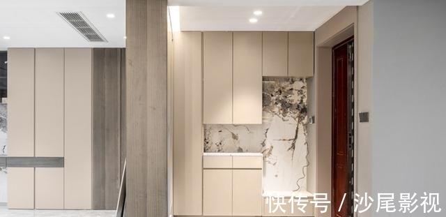 地台|如果家里愿意拿出20公分,装一个“窄地台”,多功能生活会很方便