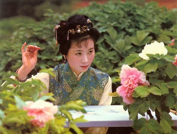 桃色|鸳鸯抗婚,一个被桃色事件掩盖的利益权谋