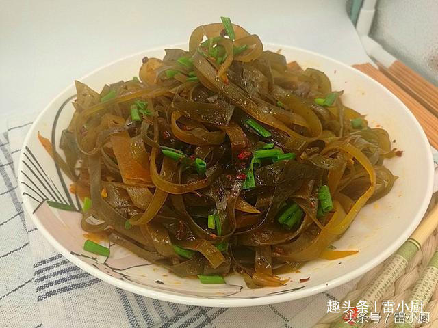 可不要小瞧这个菜,物美价廉本领大,特别是女人一定要多吃!