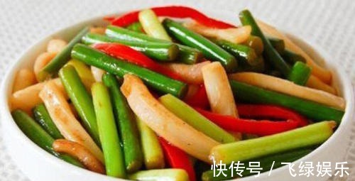 鱿鱼|蒜苗和此物一起炒,血管通常无阻,补血促消化,多做给家人吃