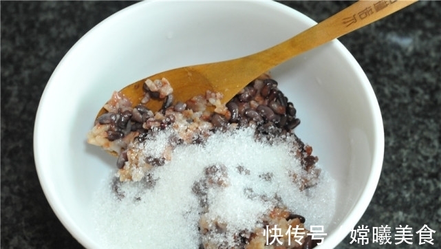 早餐|早餐别再蒸馒头了,教你懒人做法,比包子简单,比馅饼好吃,香!