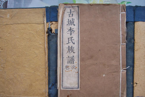 尴尬|有种“尴尬”叫辈分小,网友去幼儿园接舅舅放学,却被当孩他妈