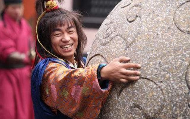 |不同版本“李元霸”，前4位都是来搞笑的，只有他才是真正的经典