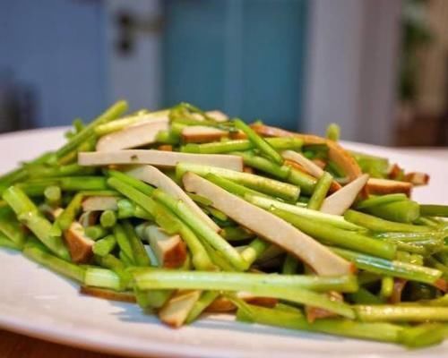  刮油|这菜比黄瓜刮油，等于“天然泻药”，清脆美味，口臭没了，越吃越瘦