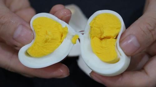 患者|肺结节能吃水煮蛋吗？医生：秋季要保护肺部，尽量避开这2种食物