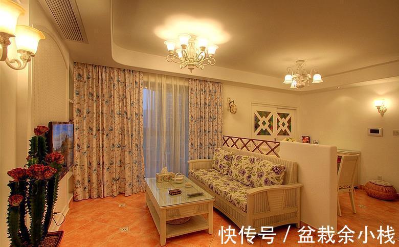 客餐厅|朋友新家太温馨了,碎花沙发很舒服,以后家里也这么装修!